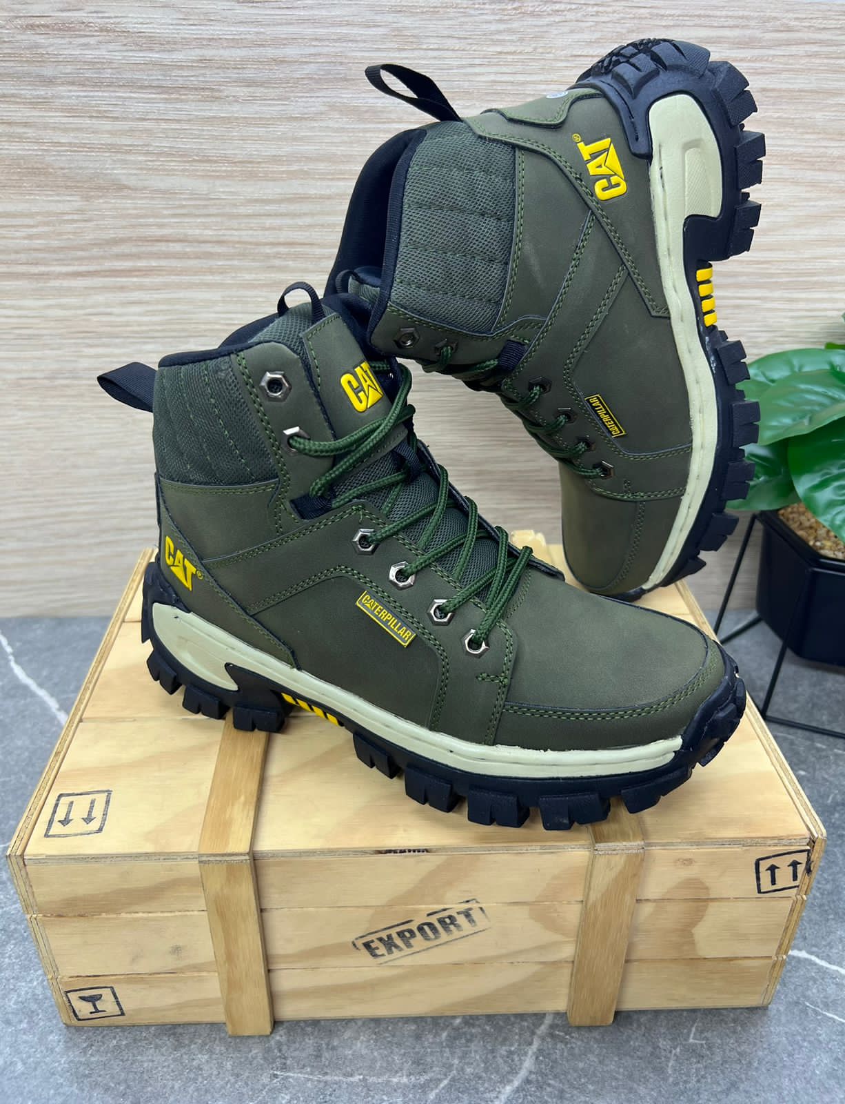 Botas Antideslizantes – Camina firme, trabaja duro y luce con estilo – ¡HOY con el 50% de DESCUENTO!