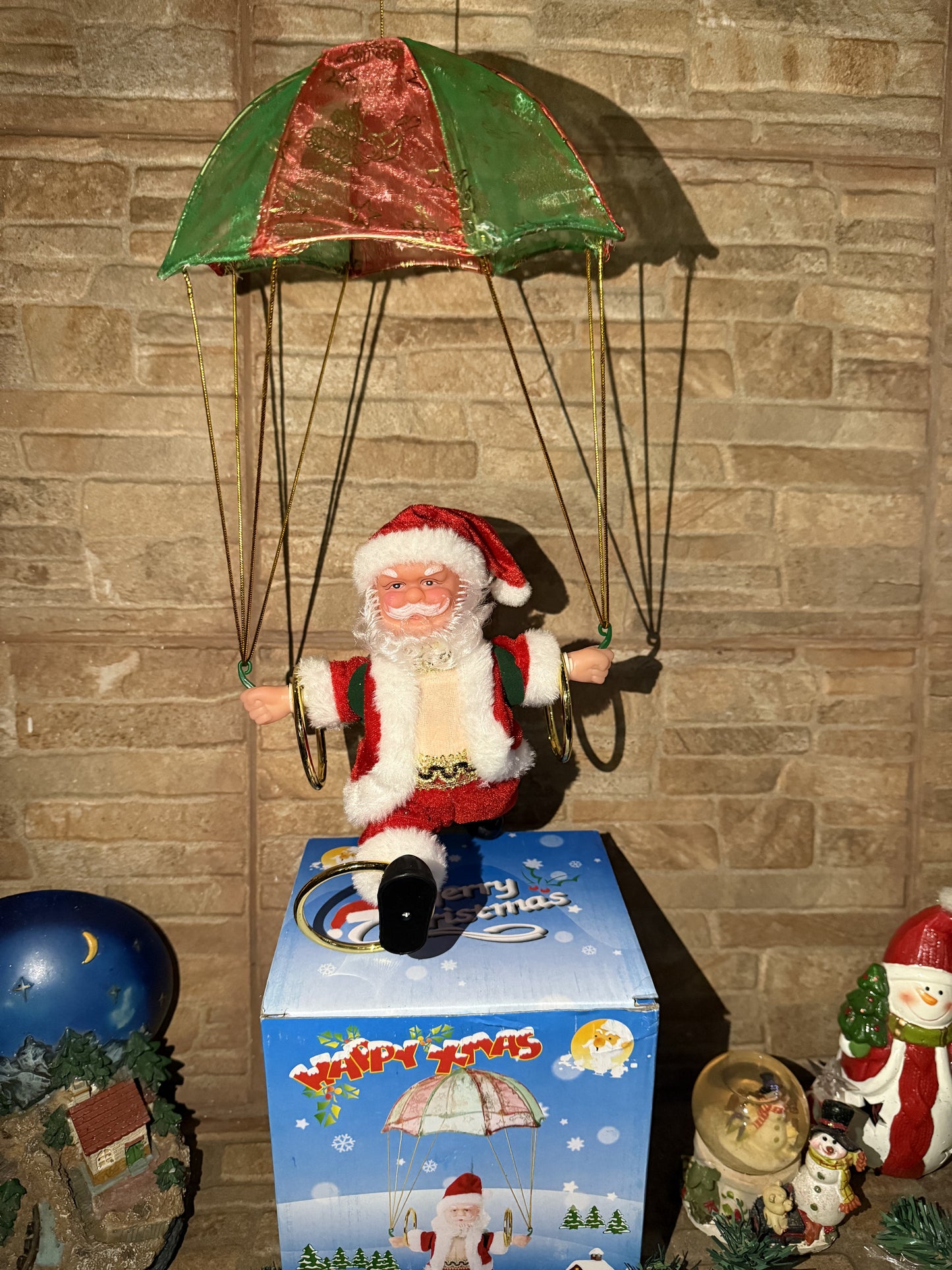Papa Noel Gimnasta 3 Aros, Luces, Sonido y Movimiento - 50% OFF + Envío gratis