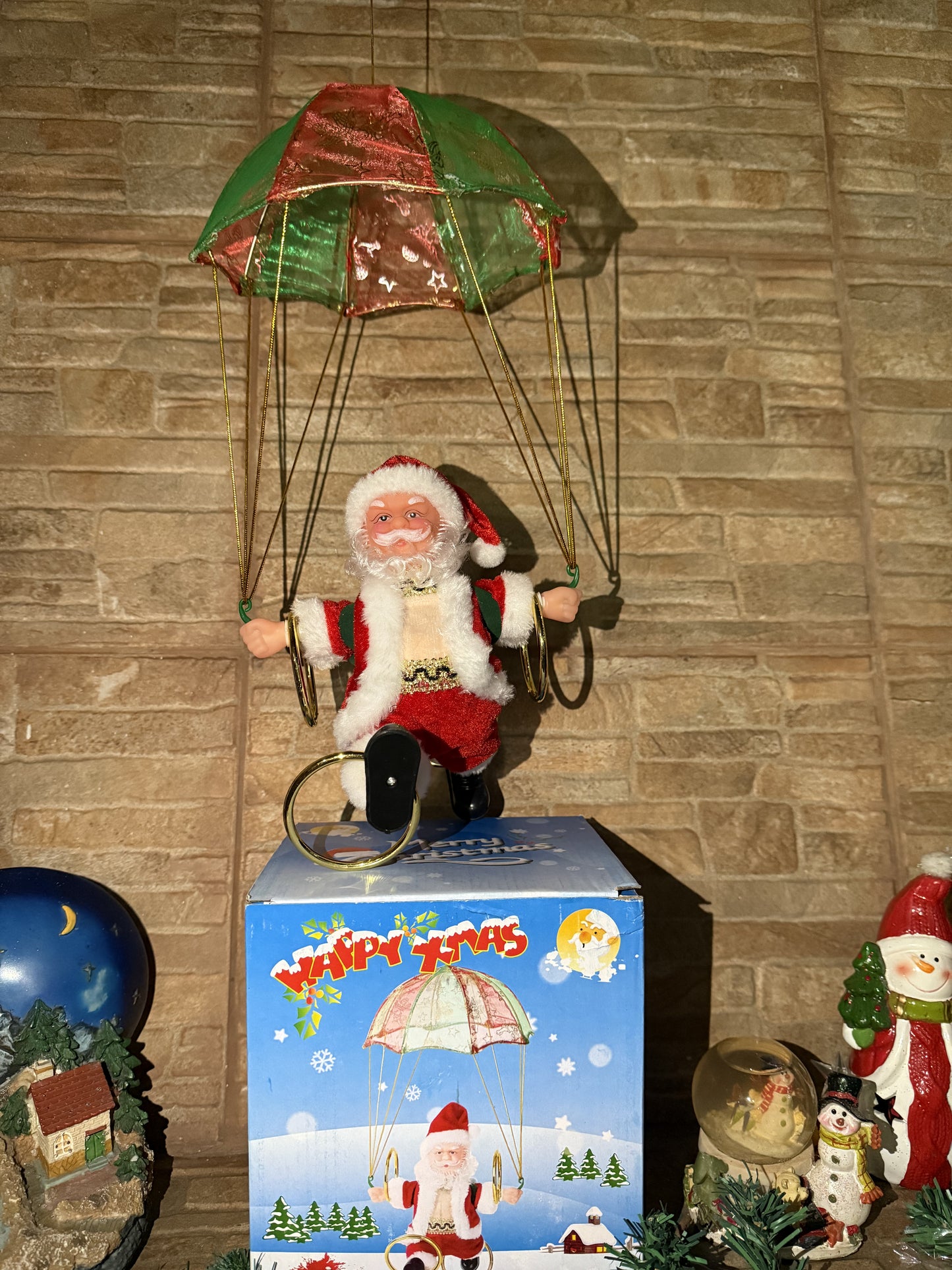 Papa Noel Gimnasta 3 Aros, Luces, Sonido y Movimiento - 50% OFF + Envío gratis